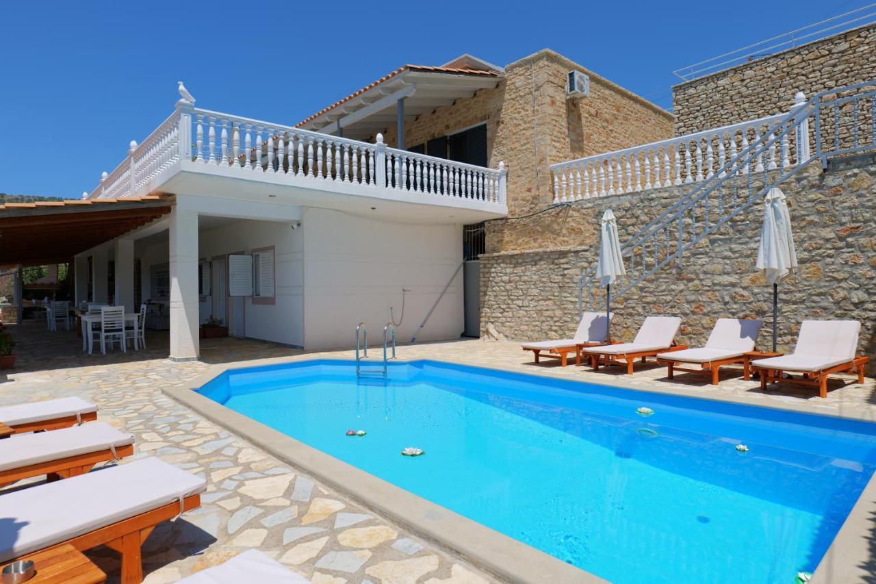 Sunset Villas 체파로 외부 사진
