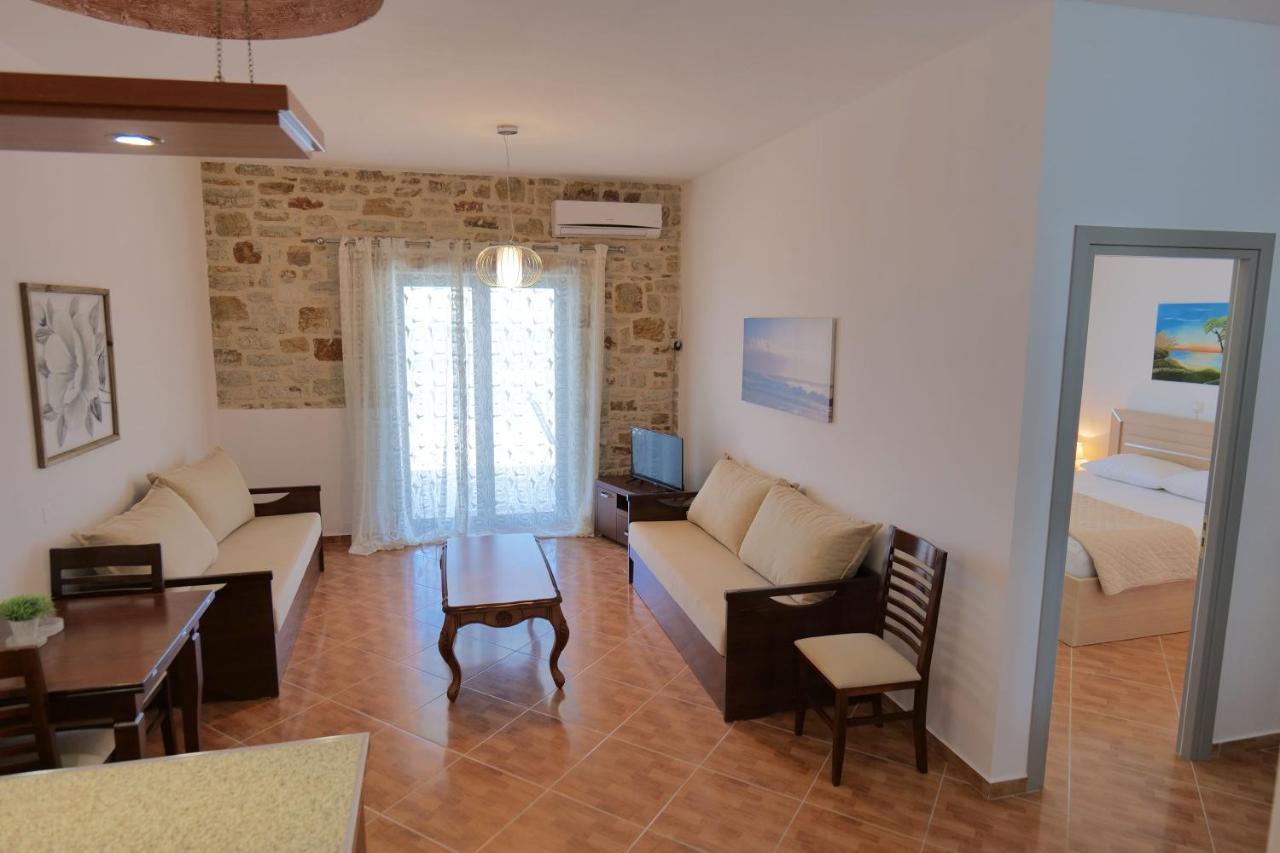 Sunset Villas 체파로 외부 사진