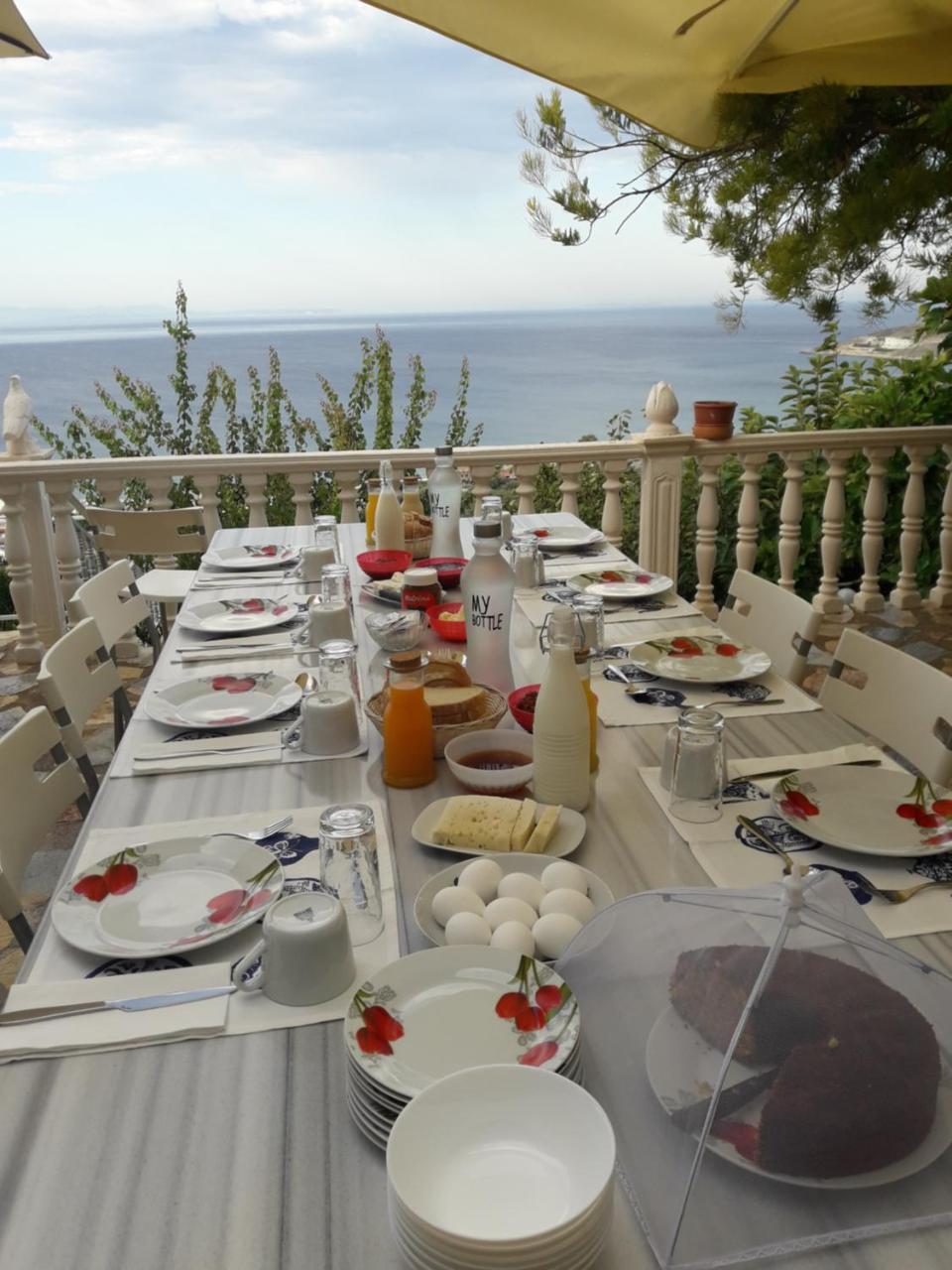 Sunset Villas 체파로 외부 사진